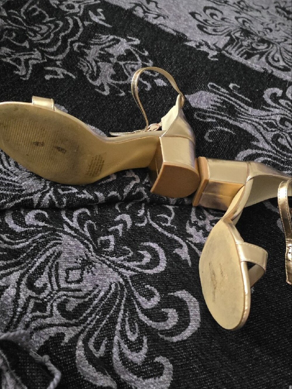 H by Halston Metallic Gold Practical Heel Open-Toe Ankle-Strap Heels Sz 8 - Picture 5 of 12